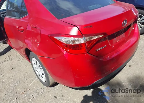 2018 Toyota Corolla Le z USA, uszkodzony, nr VIN 5YFBURHE6JP800374